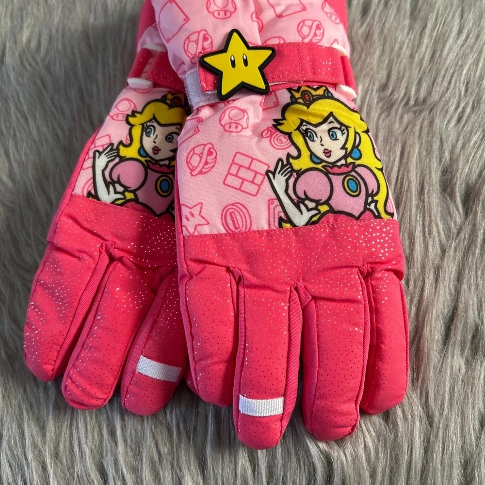 Nintendo Super Mario‎ Snow Gloves Girls Size Small/Medium Pink Princess Peach